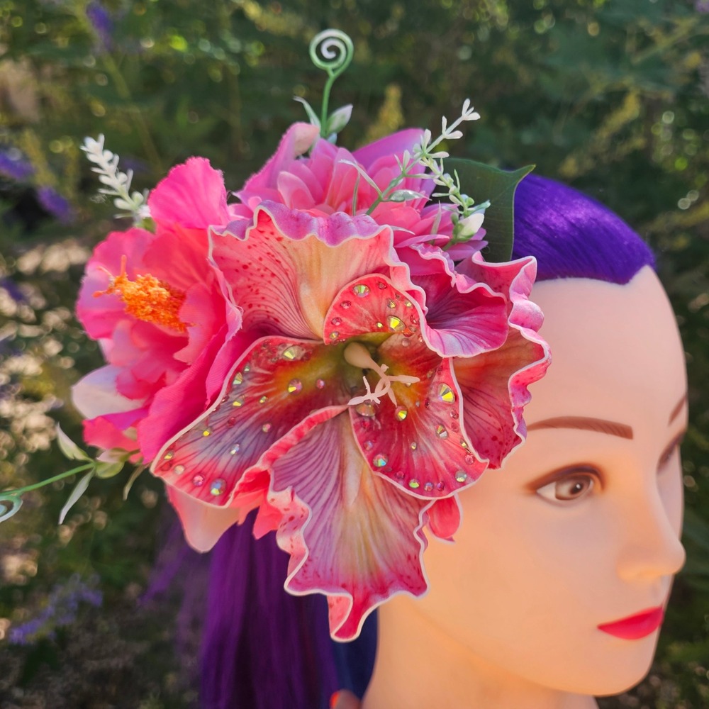 Handmade‎ Pink Tropical Flower Hair Clip Rhinestone Iris Tiki Rockabilly Pinup